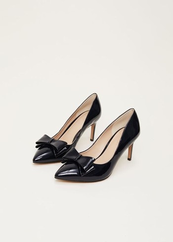 Phase Eight Patent Bow Court Heels Navy USA | 9456083-WH